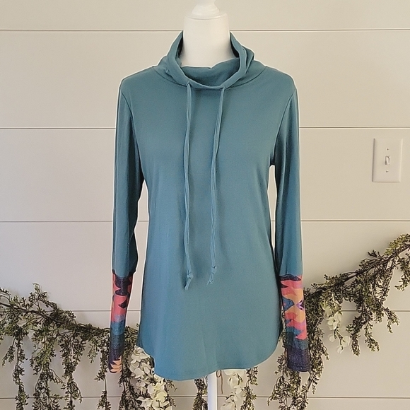 Minclouse Aztec Sleeve Funnel Neck Tunic Top - Picture 2 of 2